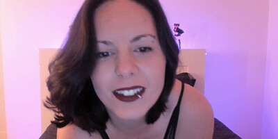 Vends-ta-culotte - POV JOI French Dominatrix for Anal Sissy