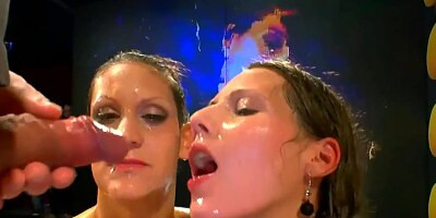 VIKTORIA & CONY German Piss Sluts