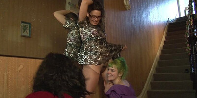 Wednesday & Lilura - Hallway BTS