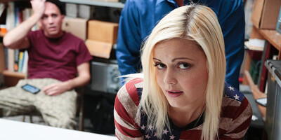 Young Girl babe got laid while bf watching